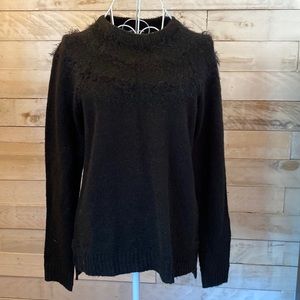Black Medium Sweater With Accent Design Top
